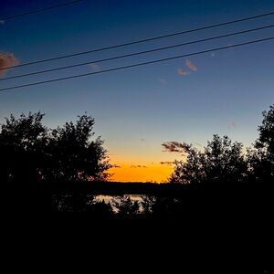 Meet your Posher, Lora